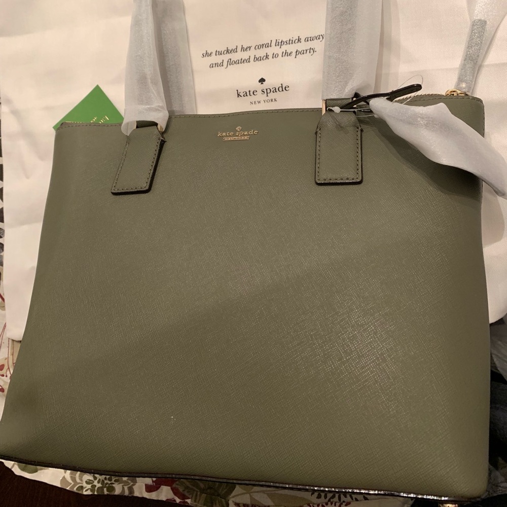 ⛔️SOLD-Authentic Kate Spade leather tote/wallet/ID - Picture 8 of 8